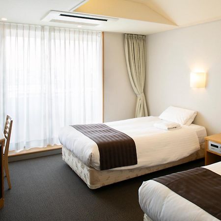 Hotel Plaza Annex Йокоте Экстерьер фото